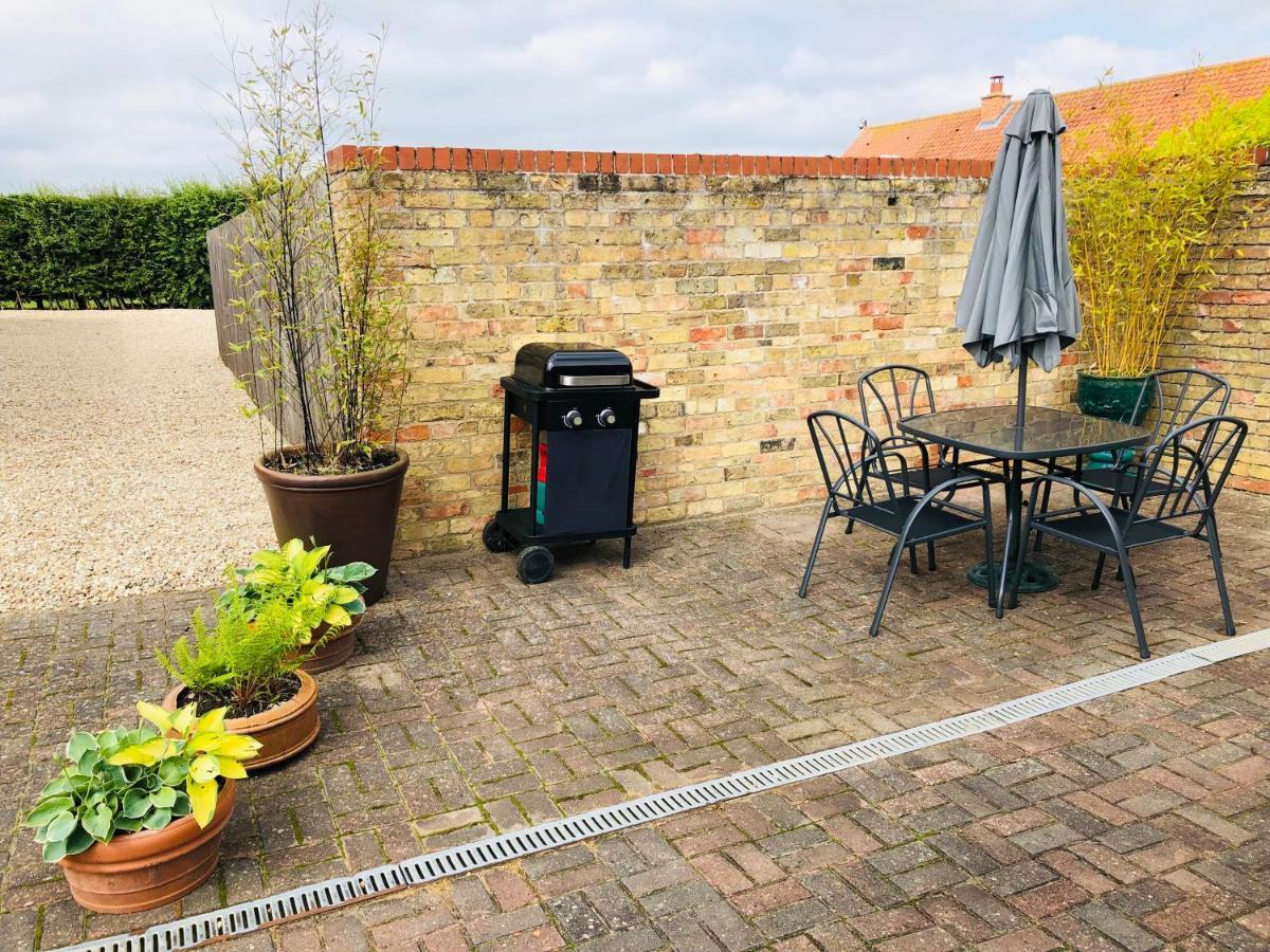 Charming Hen Cottage Countryside Retreat Lincoln Newball Exterior foto